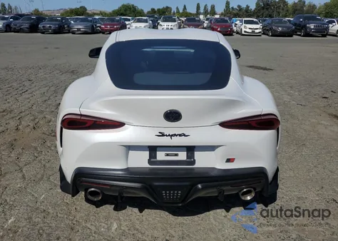 2025 Toyota Supra Base из США, поврежденный, VIN WZ1DB0G02SW068450